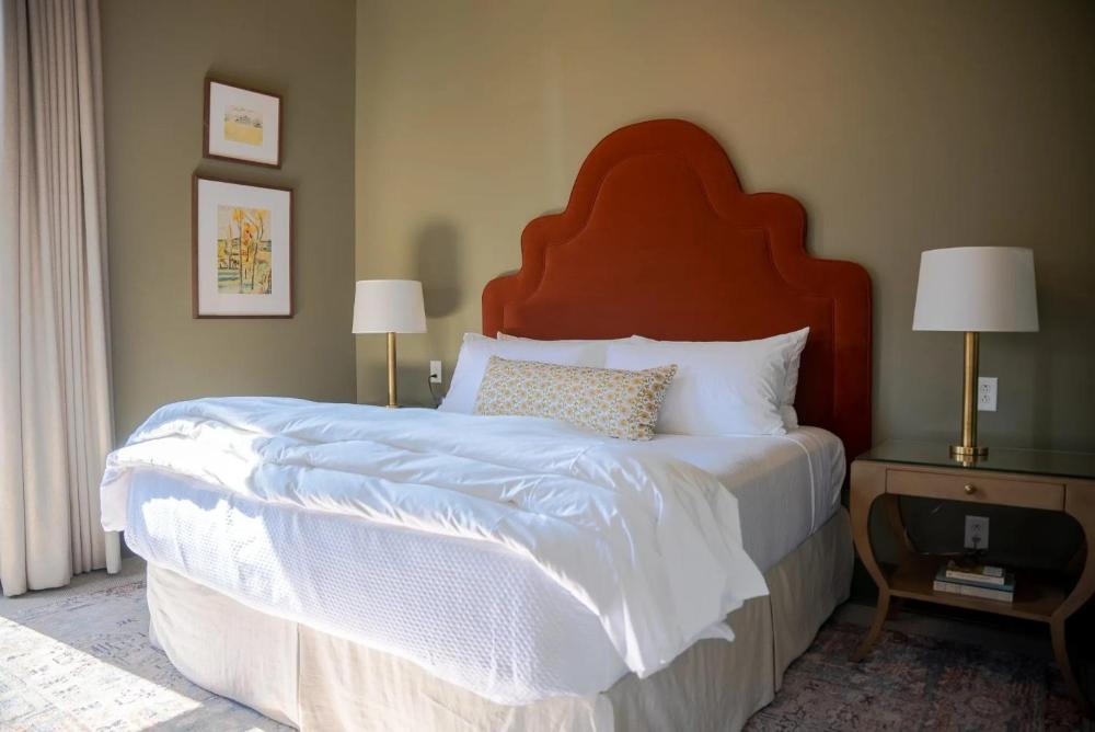 King Room with Balcony interior